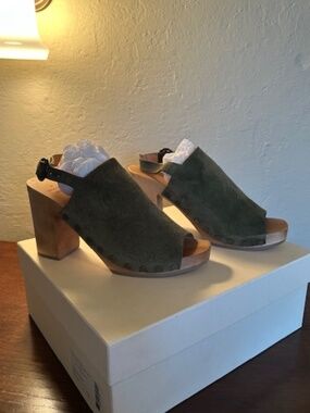 SEZANE Dakota Clogs sling back Olive NWT Size 38/7-7.5